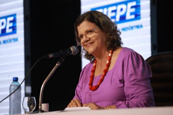 Teresa Leitão cresce 7% na corrida pelo Senado