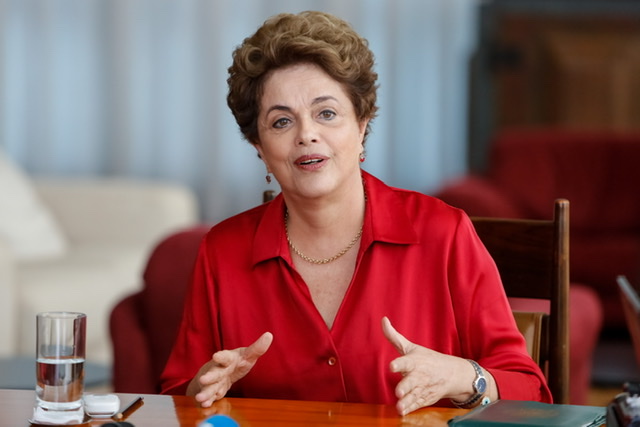 Teresa leva Dilma Rousseff ao seu programa eleitoral  