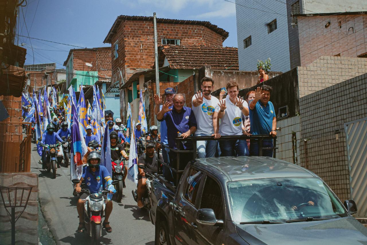 Miguel intensifica campanha na zona Norte do Recife