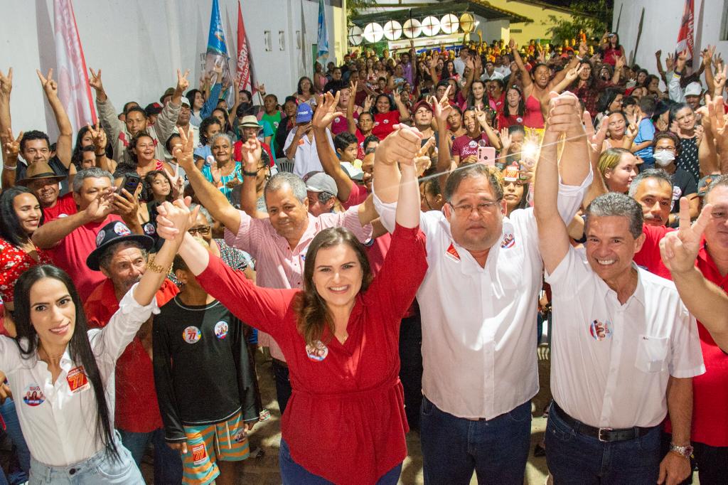 Marília é recepcionada por ex-prefeito de São Vicente Férrer