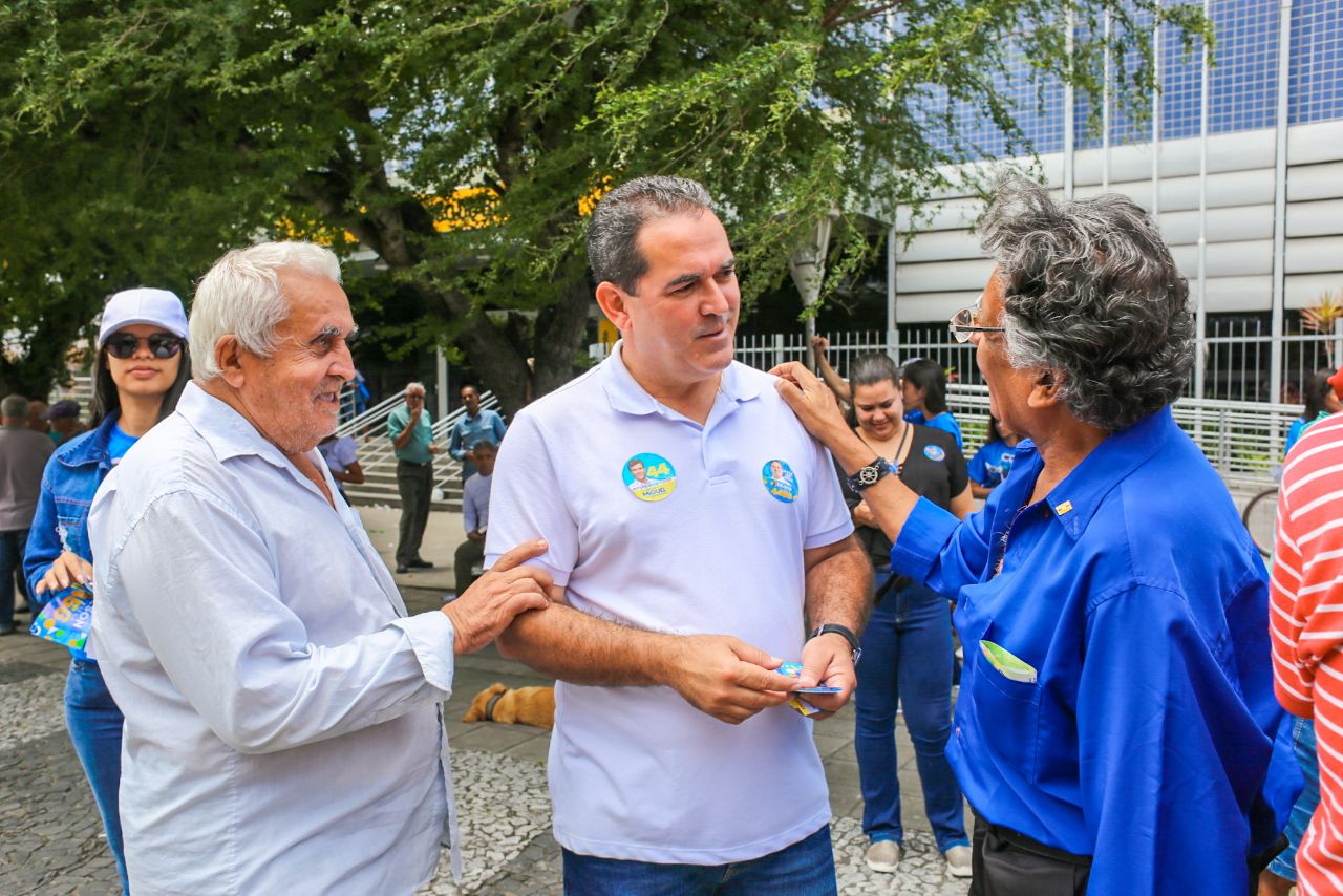 Dilson promete defender mototaxistas e ambulantes