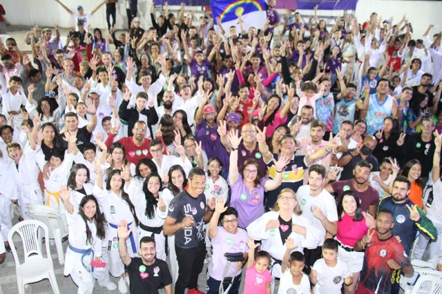 Carlos Braga realiza encontro com atletas e paratletas de PE