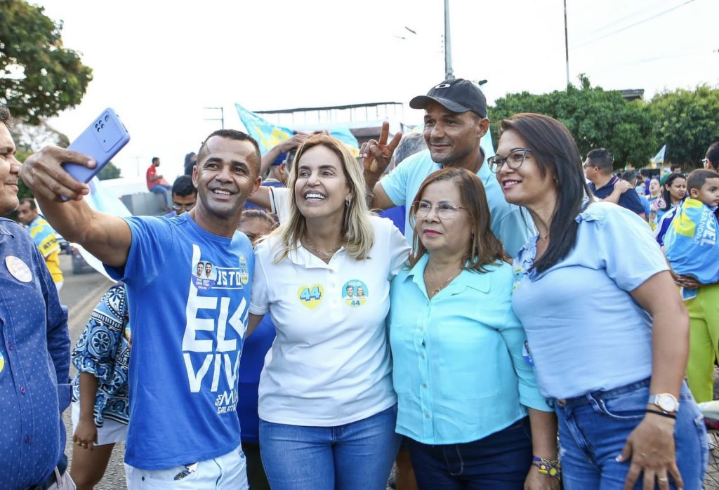 Alessandra participa de grandes atos no último domingo antes da eleição 