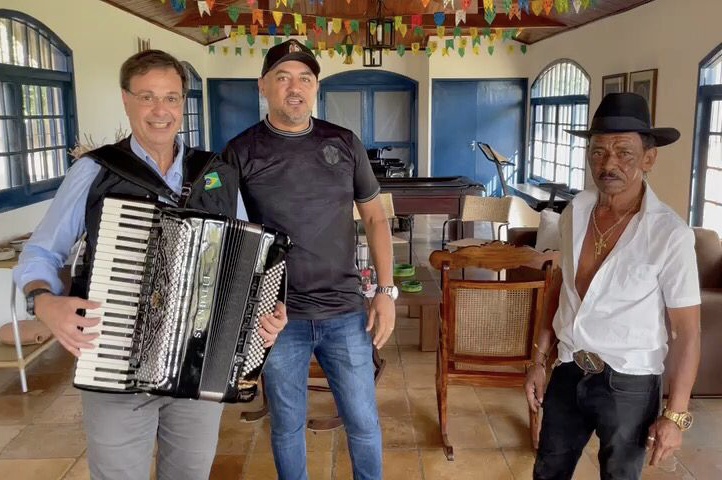 Charlles e Tiringa declaram apoio a Gilson Machado