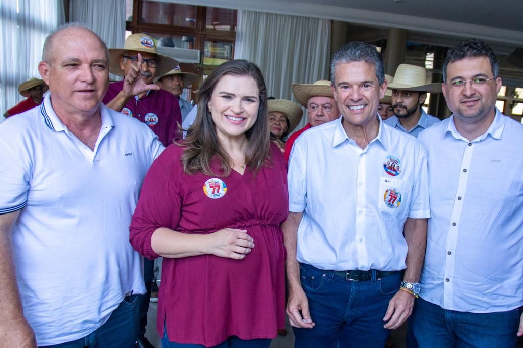Marília Arraes recebe apoio de ex-prefeito de Cupira