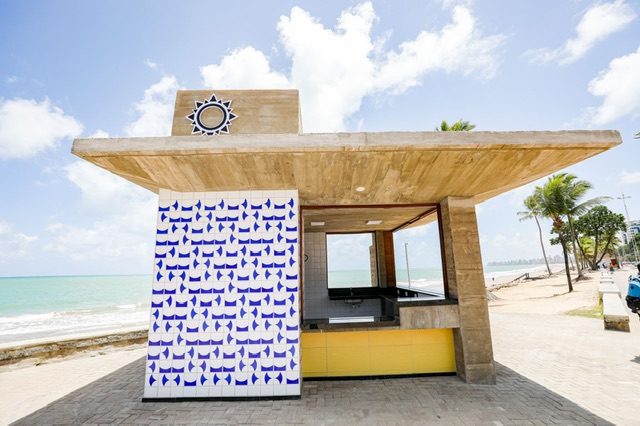 Prefeitura do Recife entrega novos quiosques da orla