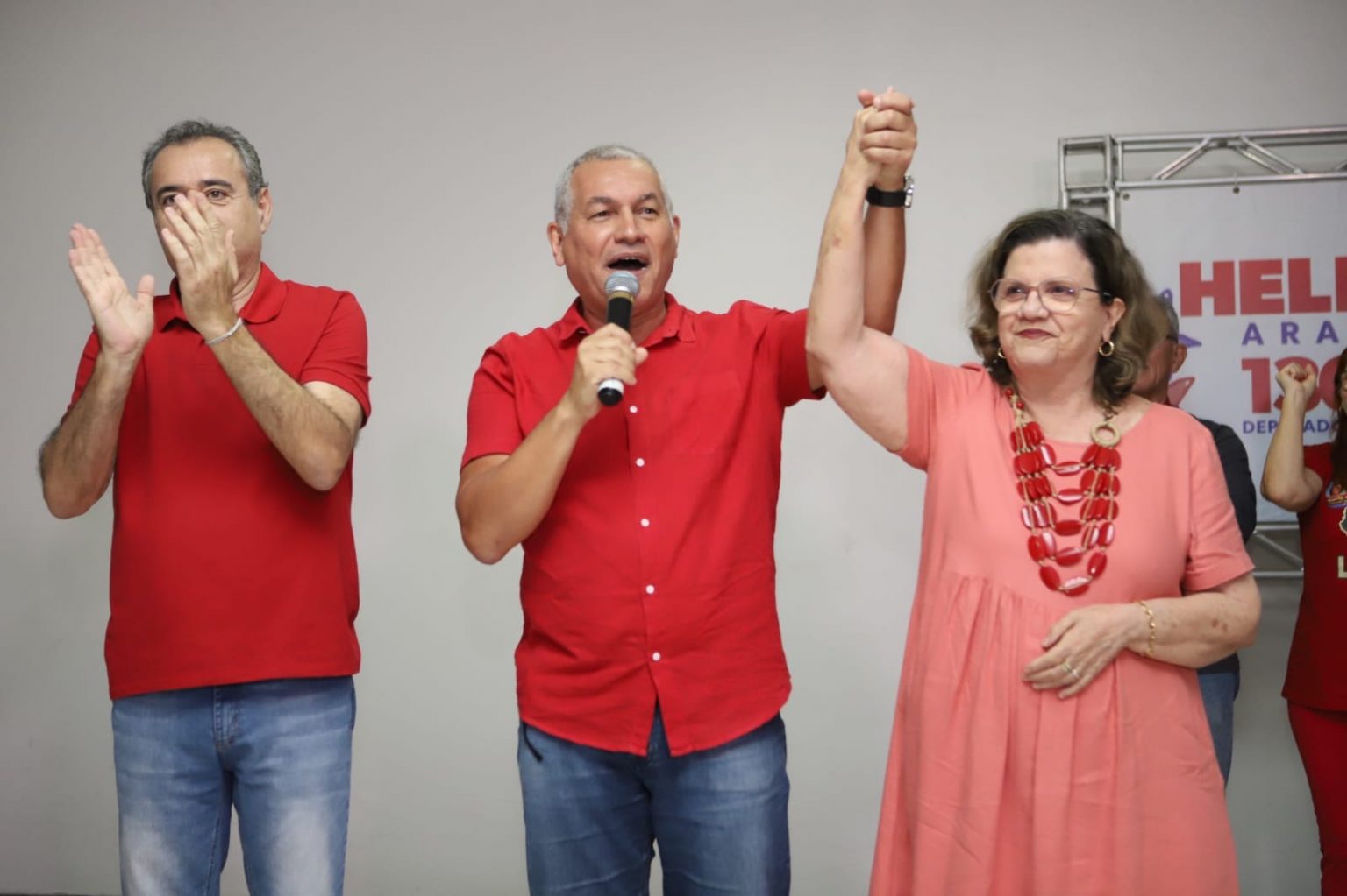 Teresa não consegue eleger sucessor