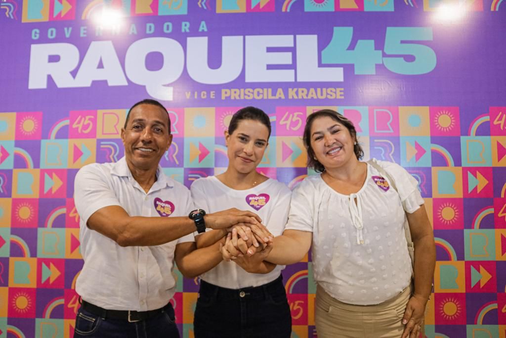 Prefeito de Olinda reforça palanque de Raquel Lyra 