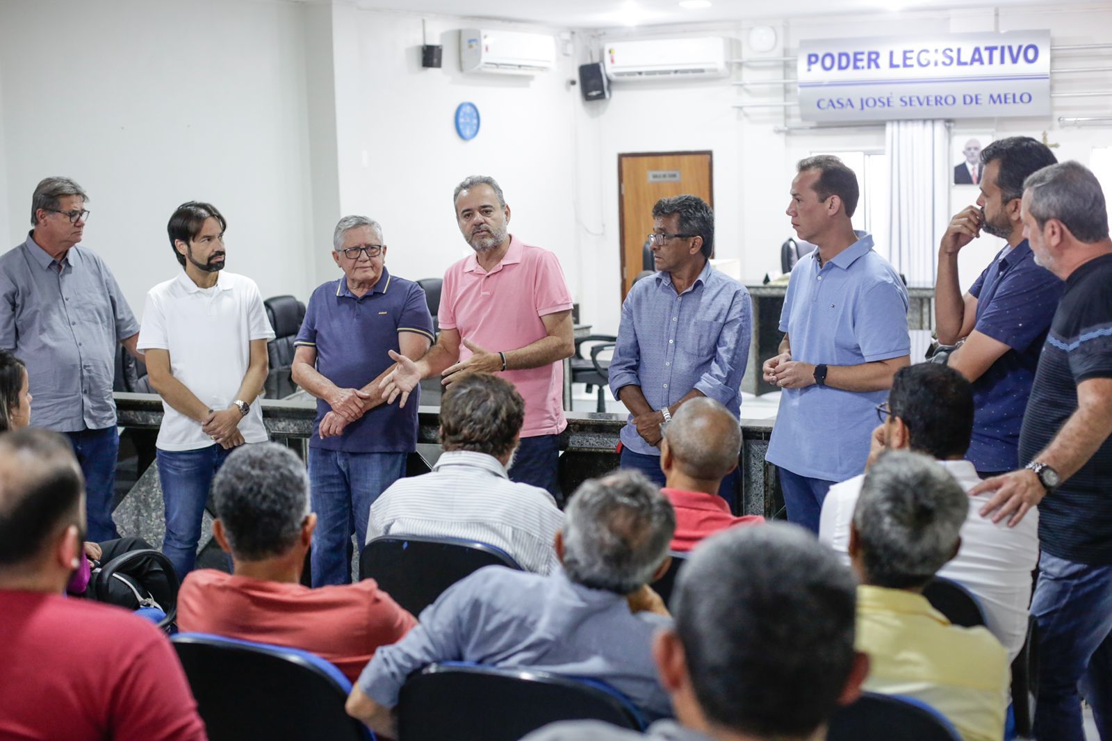 Danilo reúne lideranças no Moxotó