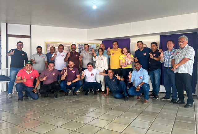 Vice-prefeita de Cumaru lidera grupo de apoio a Raquel 