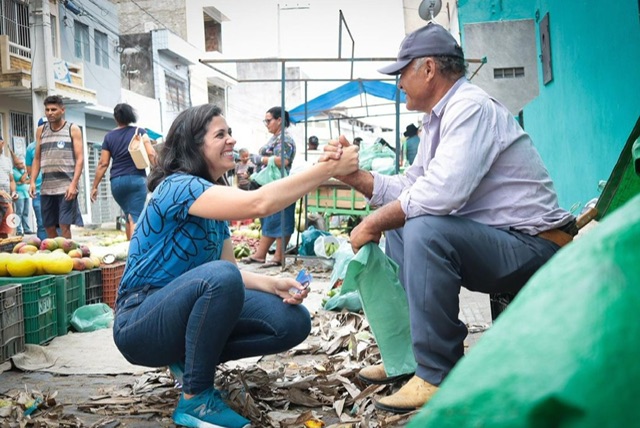 Iza Arruda celebra vitória em agenda pelos municípios