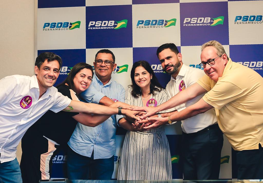 Mais um prefeito do PSB com Raquel e Priscila
