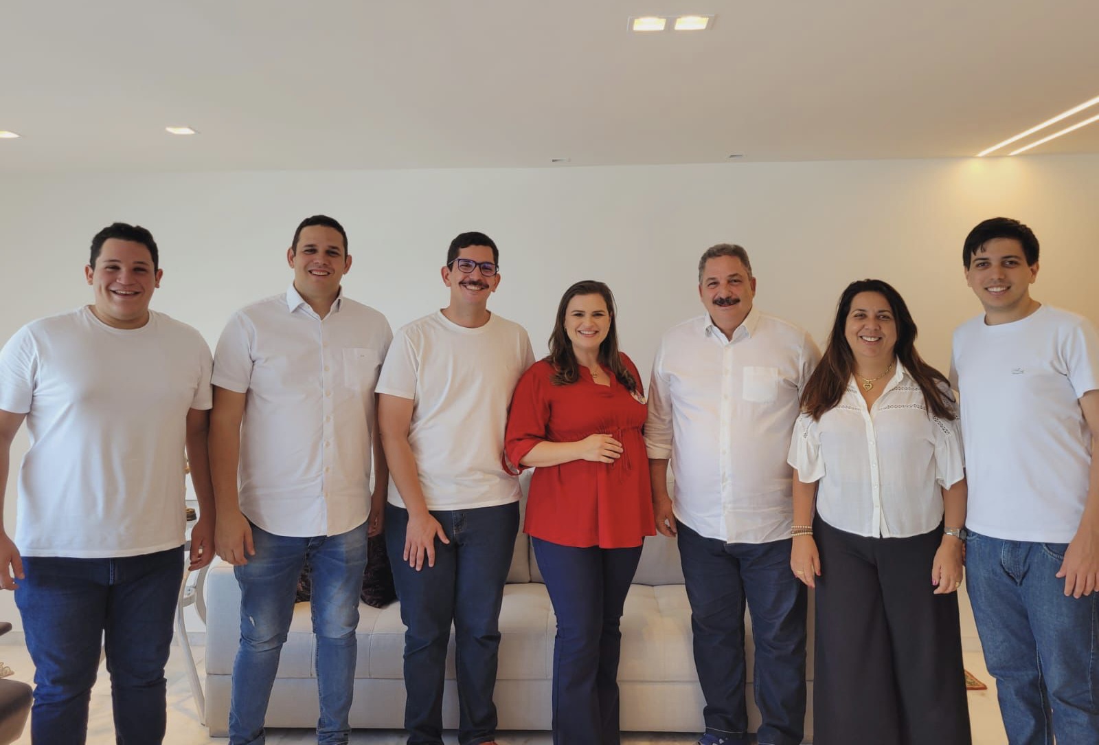 Presidente da Alepe anuncia apoio a Marília Arraes