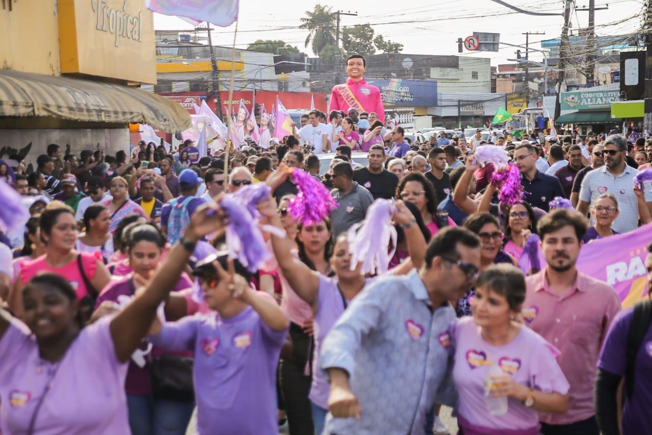 Raquel reúne multidão em Jaboatão