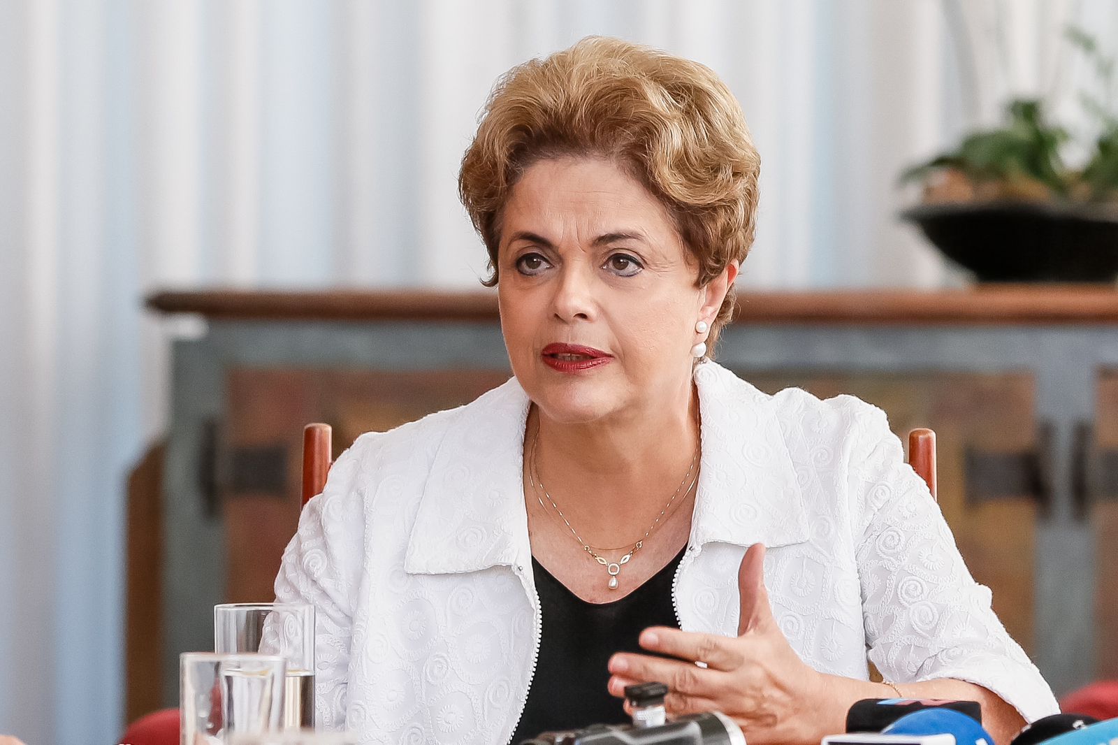 Sem Marília, PT cancela agenda de Dilma em Pernambuco