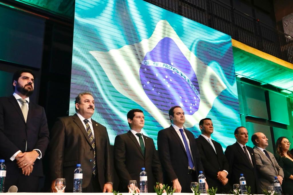 Novos defensores públicos de Pernambuco são empossados