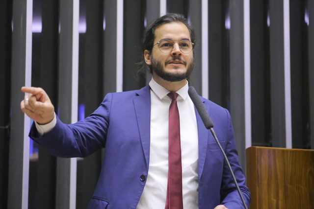Túlio cobra investigação sobre cortes na Operação Carro-Pipa
