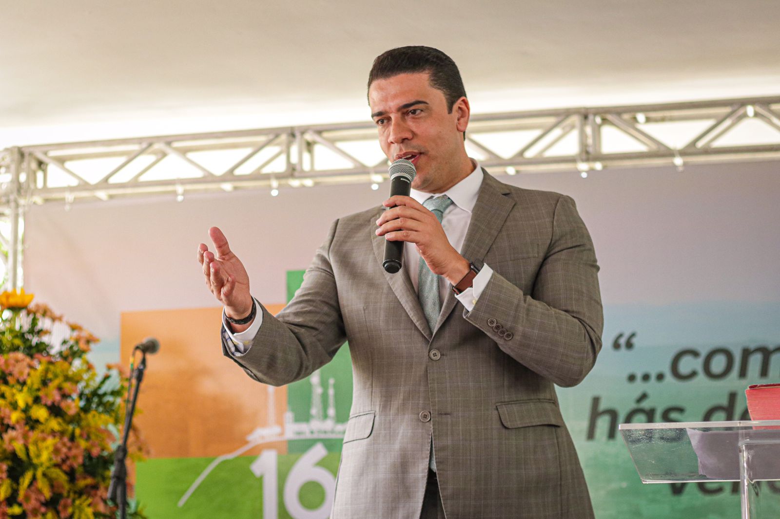 Cenário Político: Rodrigo prepara Caruaru para um novo tempo 