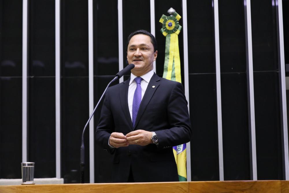 André Ferreira sugere que Raquel reúna nova bancada federal 