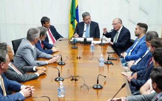 Novo governo fará emendas ao Orçamento de 2023 por meio do relator-geral