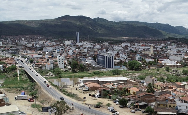 Toritama antecipa primeira parcela do 13° aos servidores