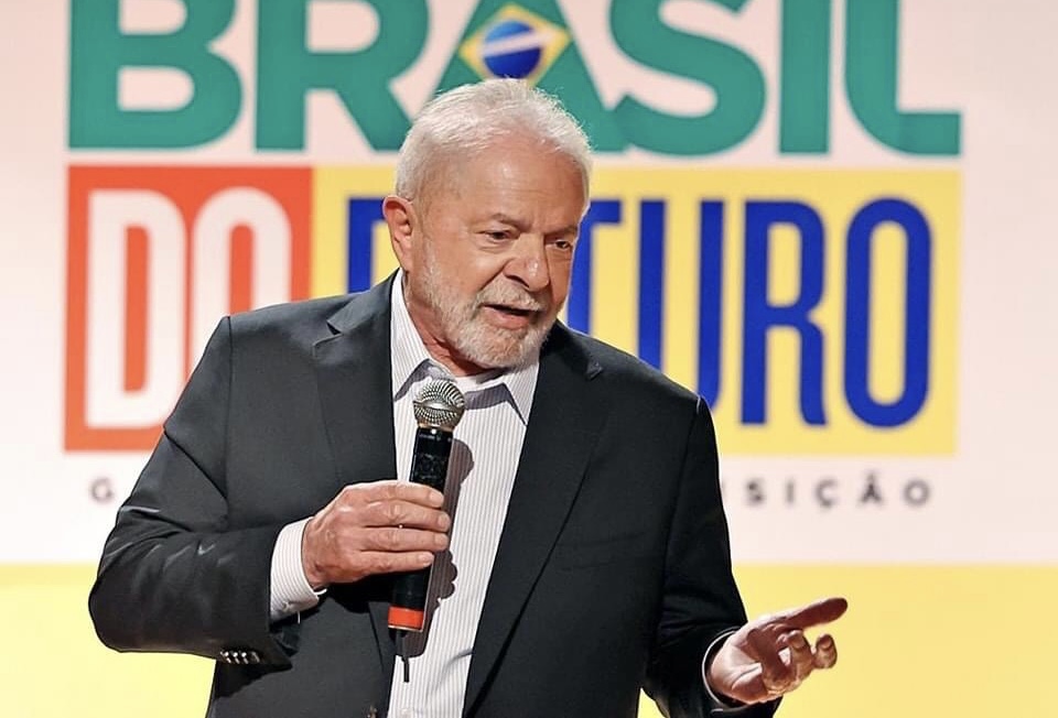 Cenário Político: Lula já se comporta como presidente 