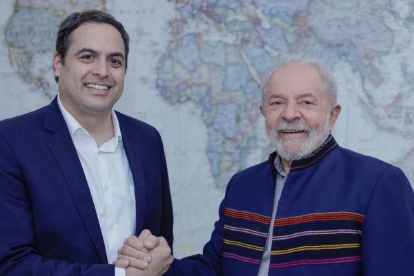 Paulo Câmara é nomeado para a equipe de transição de Lula