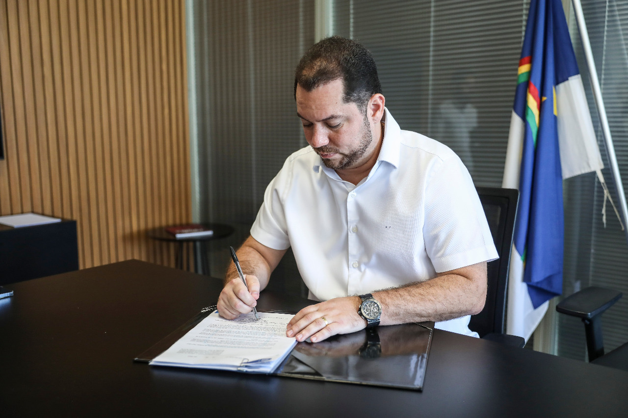 Duas leis que reduzem impostos são sancionadas no Recife