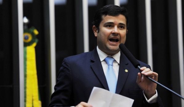 Dudu da Fonte quer proibir taxa de religação de água, luz, telefone e internet