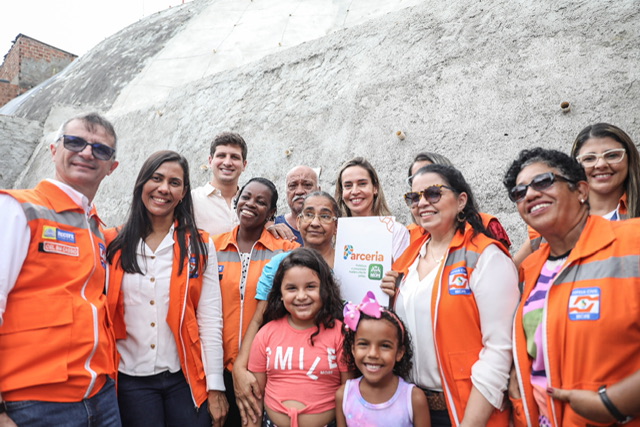 Prefeitura do Recife entrega a milésima obra Programa Parceria este ano