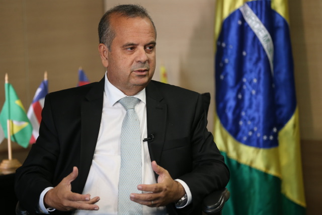 PL aposta em dissidências no MDB, PSD e União para vencer Pacheco