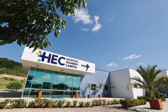 Paulo Câmara entrega 2ª etapa do Hospital Eduardo Campos, em Serra Talhada