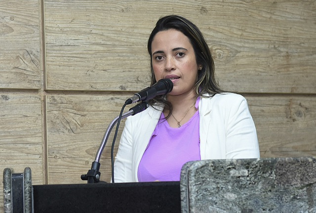 Vereadora de Caruaru ganha projeção estadual