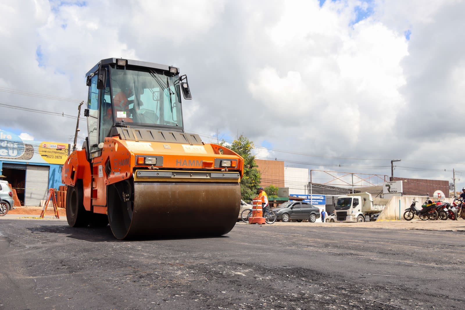Prefeitura de Vitória inicia capeamento asfáltico de vias do município