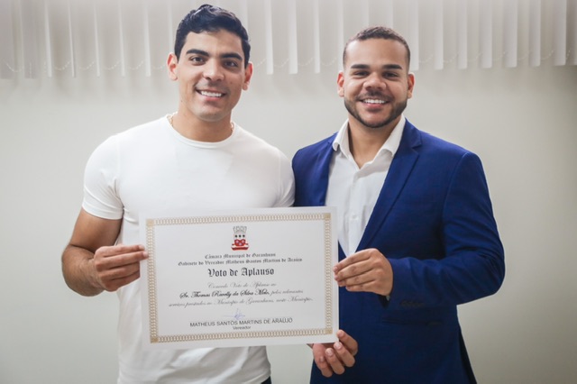 Fotógrafo Thomas Ravelly é homenageado na Câmara de Garanhuns