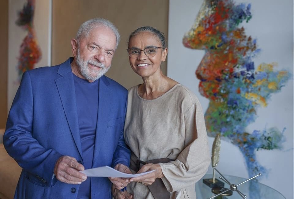 Marina Silva resiste em ceder ministério para  Simone Tebet 