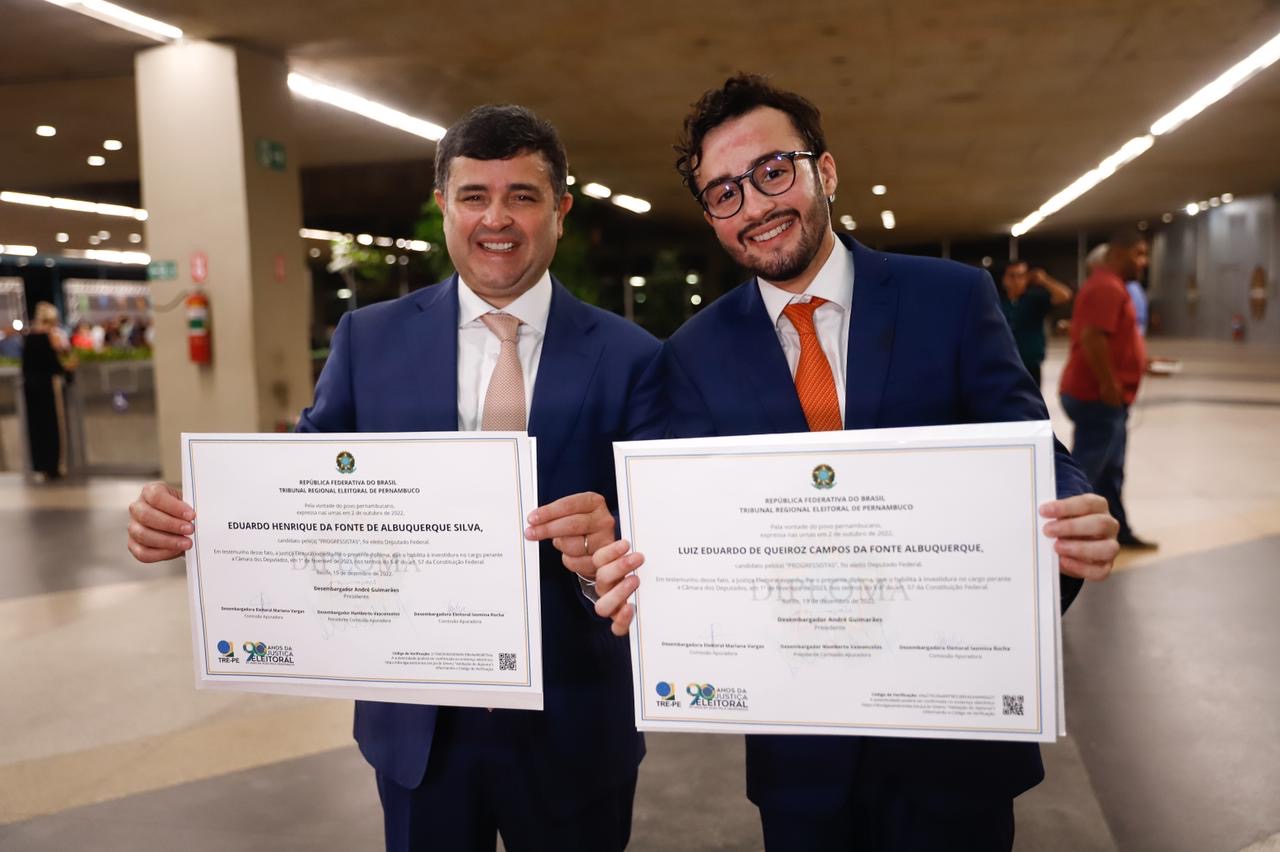 Dudu e Lula da Fonte são diplomados deputados federais