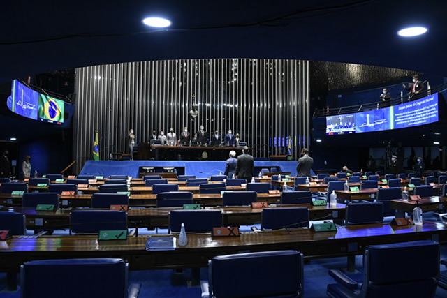 CCJ do Senado inicia análise da PEC da transição nesta terça