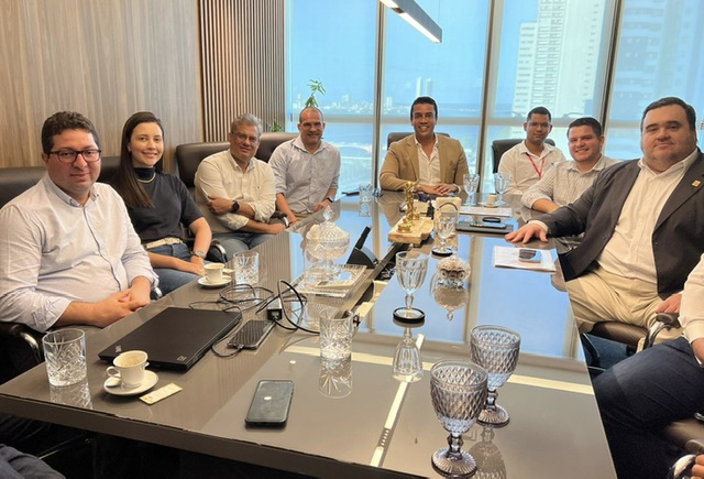 Prefeito de Caruaru projeta 100% da iluminação de LED em 2023