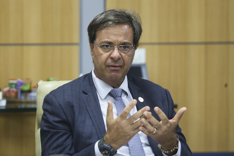 Gilson diz que torce pela gestão de Freixo na Embratur