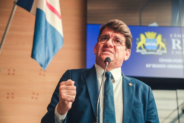 “Raquel está arrumando a casa”, diz aliado da tucana