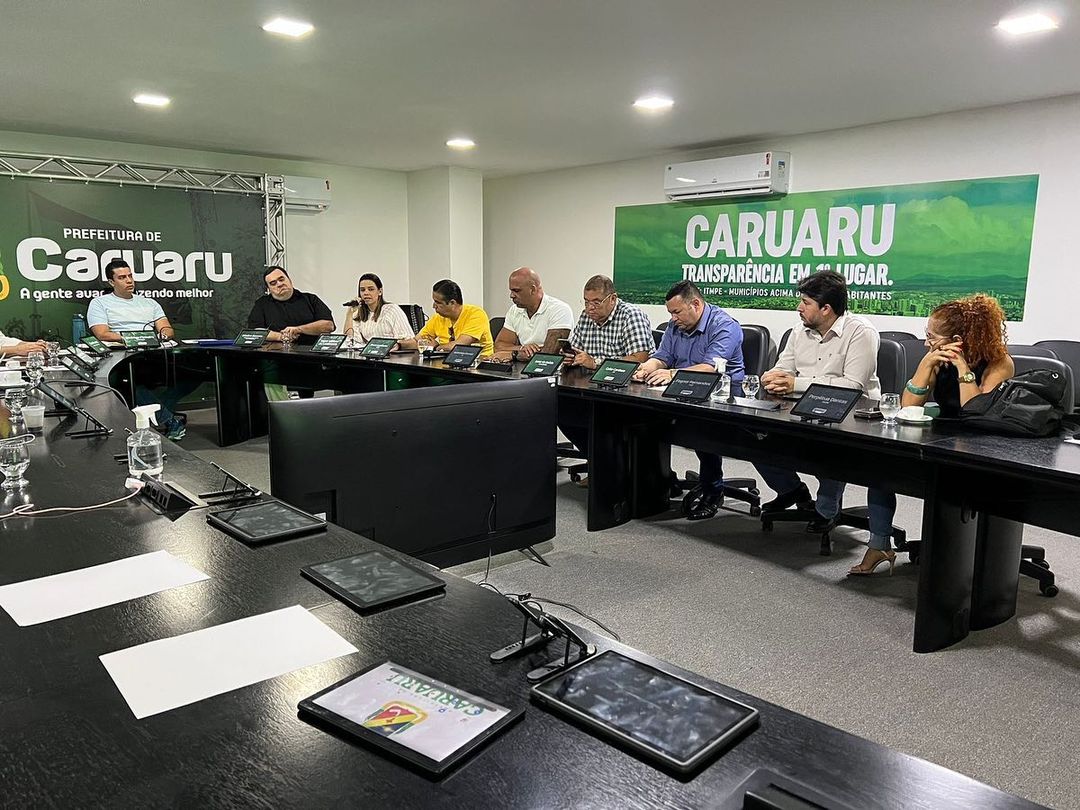 Prefeitura de Caruaru vai abrir sindicância para apurar incêndio em abrigo