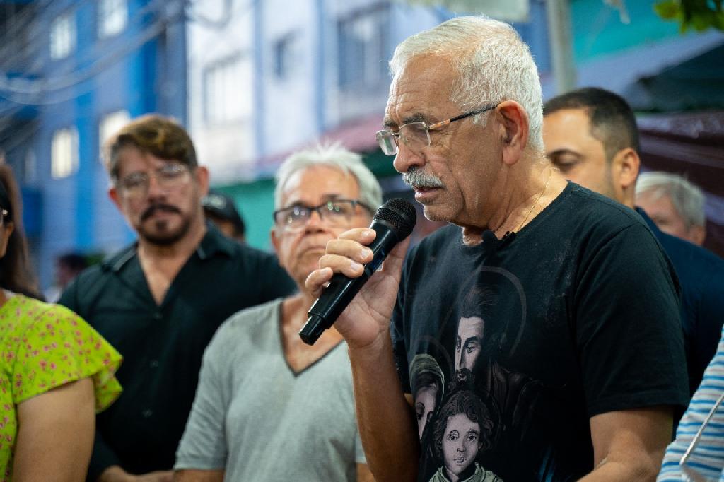 Yves Ribeiro autoriza pavimentação de ruas em Pau Amarelo 