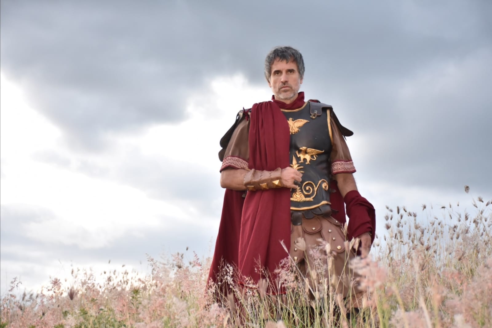 Eriberto Leão pronto para interpretar Pôncio Pilatos na Paixão de Cristo 