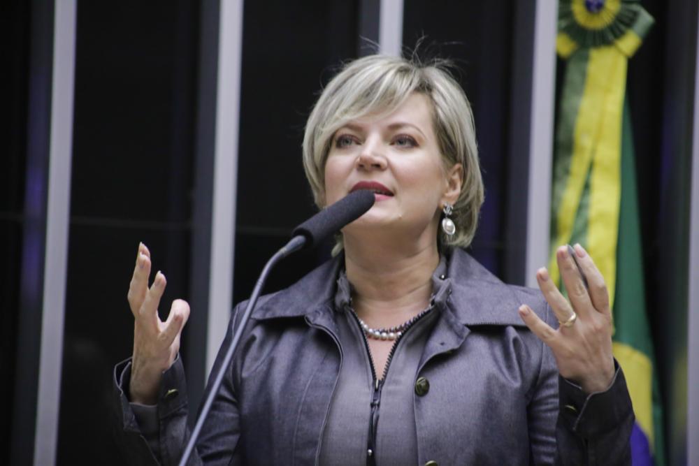Joice Hasselmann deixa o PSDB