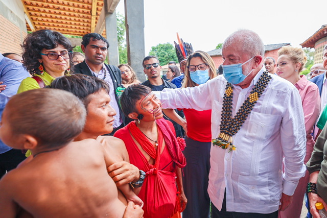 Cenário Político: descaso na região Yanomani choca o País 