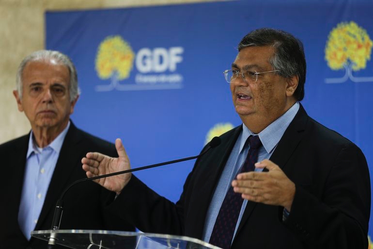 Flávio Dino faz “veemente defesa” de José Múcio