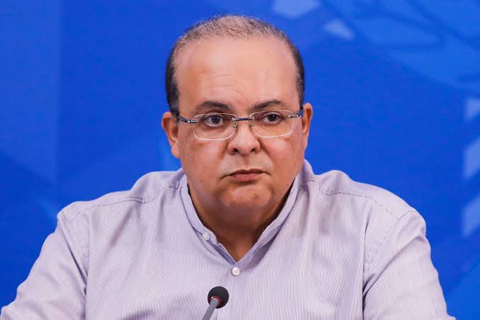 Temendo ser responsabilizado, governador do DF pede desculpas