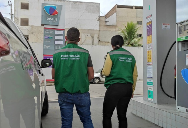 Postos de Caruaru são alvo de fiscalização após suspeita de aumentos abusivos 
