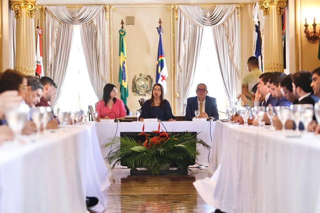 Governo Raquel Lyra apresenta cenário fiscal a deputados